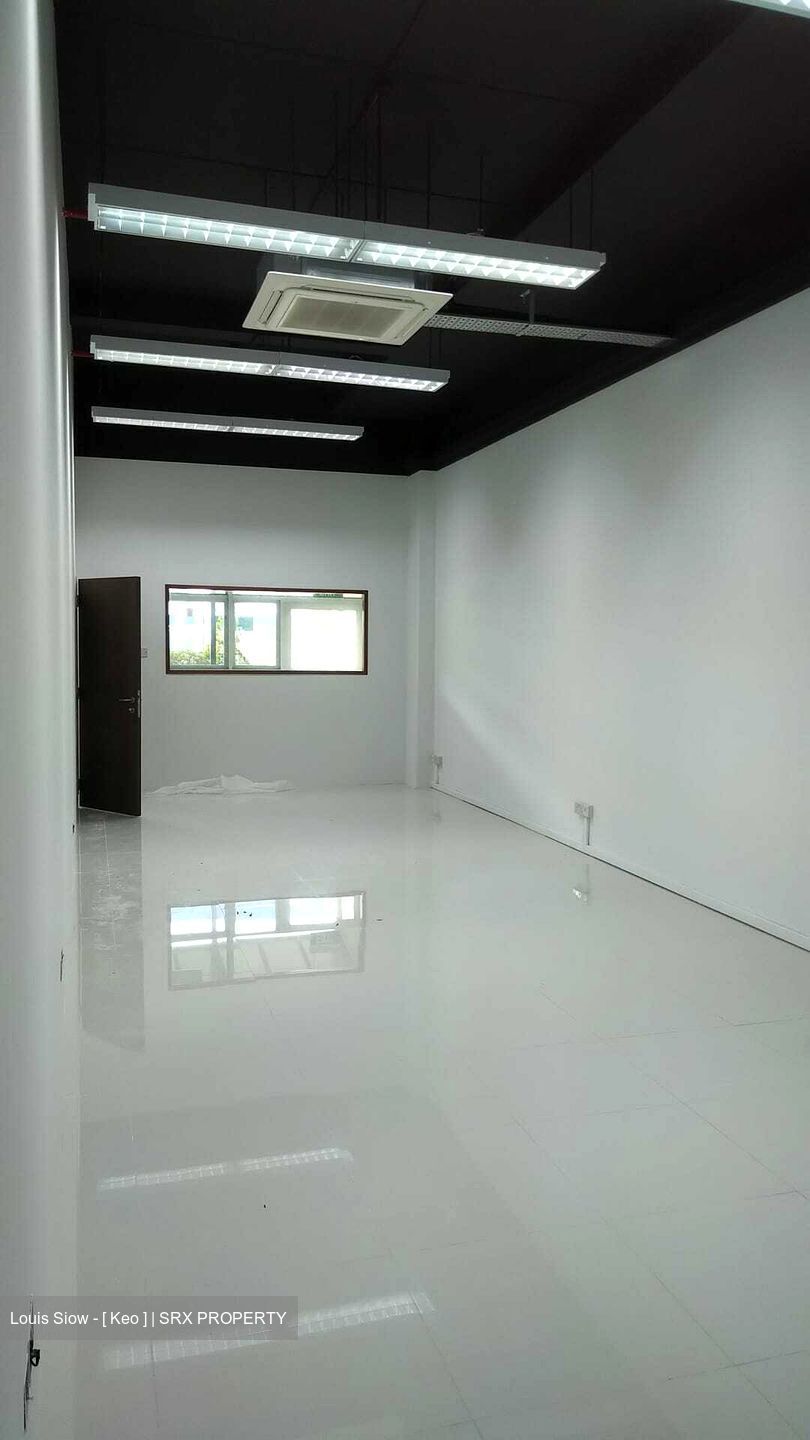 Woodlands Bizhub (D27), Factory #558650981